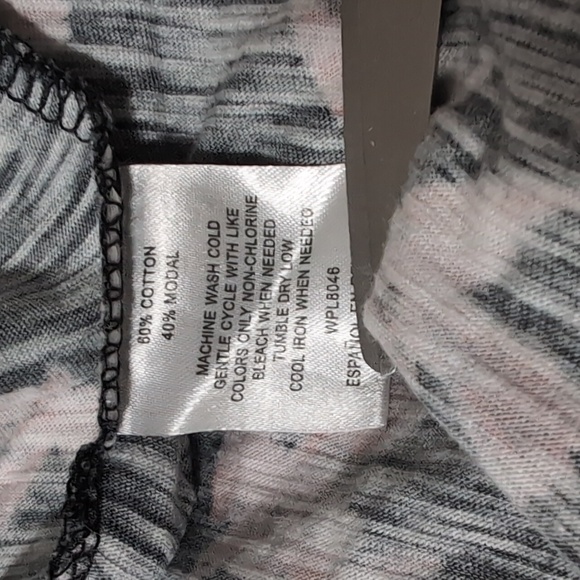 Maison Jules Black Bird Print V-Neck T-Shirt Casual Short Sleeve Top Small - Picture 5 of 5